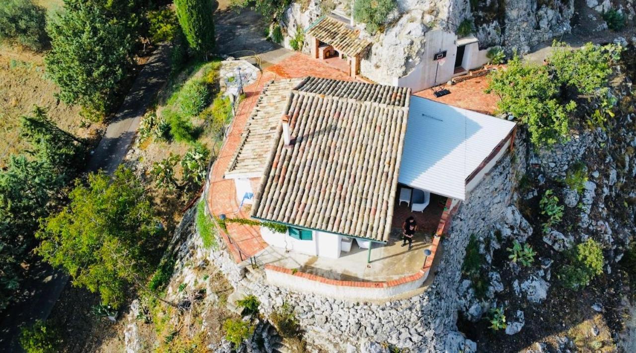 B&B Tenuta La Puntara Caltanissetta Exterior foto